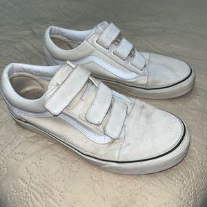 OLD SKOOL V SUEDE CANVAS SHOE